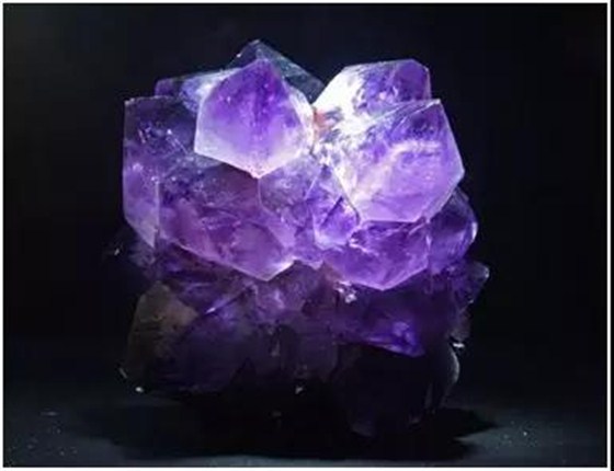 天然水晶紫水晶万能的水晶佩戴宝典 有这一个就够啦