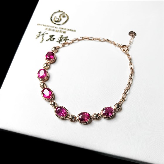 G18K红碧玺手链结缘价9680主石3.5CT (1) G18K红碧玺手链结缘价9680主石3.5CT (1)