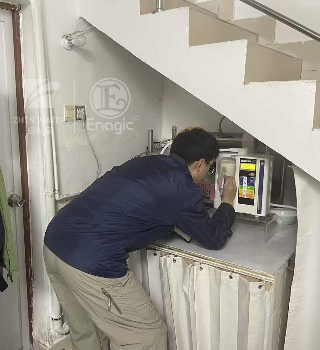 Enagic授权售后师傅检修