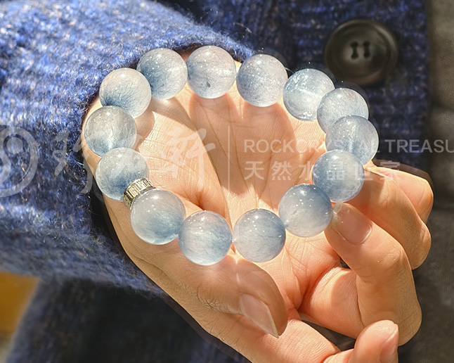 天然蓝兔毛水晶选购全指南：避开染色坑，选对正品不踩雷