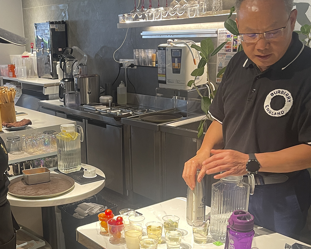 深圳Enagic还原水机十大使用疑问解答！正规代理手把手教你用对电解水